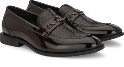 INVICTUS Men Textured Formal Loafers Slip On For Men(Brown , 6)