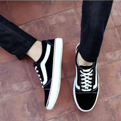 COOPERWINGS Sneakers For Men(Black)