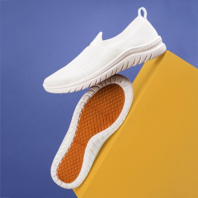 CAMPUS A-Gear from House of CAMPUS, Walking Shoes For Men(Off White)