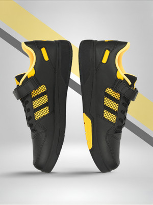 ADIDAS VOGE Tennis Shoes For Men(Black , 11)