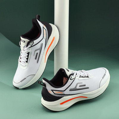 CAMPUS STRUT Running Shoes For Men(White , 6)