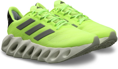 ADIDAS ADIDAS SWITCH FWD 2 M Running Shoes For Men(Green , 7)