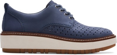 CLARKS Sneakers For Men(Navy , 6)