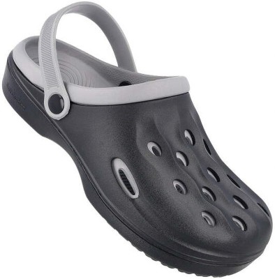 WALKAROO Clogs For Men(Black, Grey , 6)