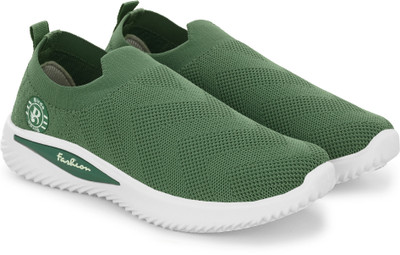 ZenG Men Casual Shoes Lightweight Flyknit Upper Slip on Shoes Sneakers For Men(Green , 5)