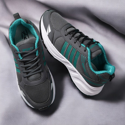 Free Kicks FK--LINESOLE Grey Dailywear Sneakers For Men(Grey , 9)