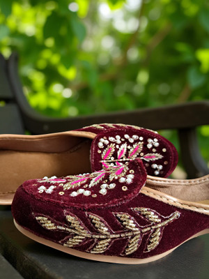 ARNAY Slip On For Women(Maroon , 8)