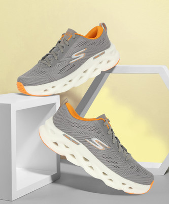 Skechers GO RUN SWIRL TECH Running Shoes For Men(Grey , 10)