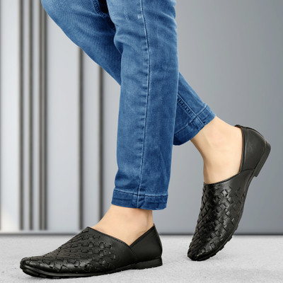 VON HUETTE Jutis For Men(Black , 8)
