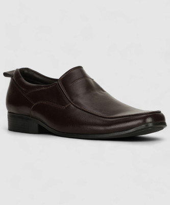 Bata ACCENT FK E 23 Slip On For Men(Brown , 8)