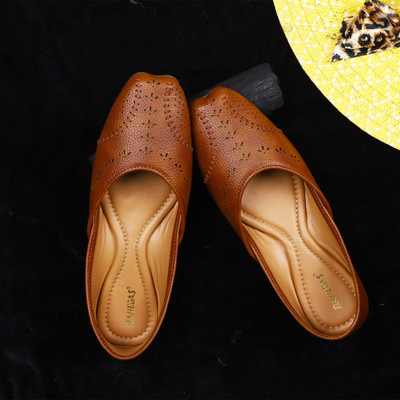 RAHEGAS Women’s Punjabi Jutti |Simple Latest Stylish Ethnic Flats for Bellies For Women(Tan , 3)