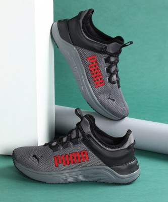 PUMA Softride Astro Slip Running Shoes For Men(Black, Grey)