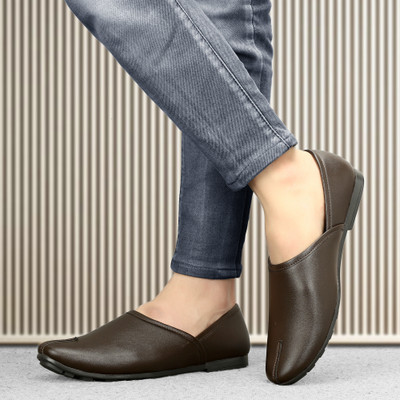 VON HUETTE Jutis For Men(Brown , 7)