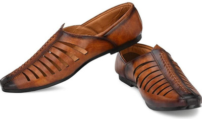 flooristo tan shoes for men Best Price in India as on 2024 November 09 Compare prices Buy flooristo tan shoes for men Online for Rs.1500 Best Online Offers Prices