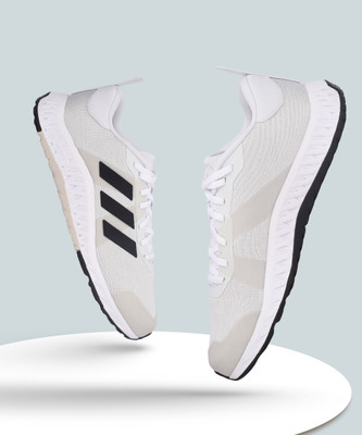 ADIDAS EVERYSET TRAINER Training & Gym Shoes For Men(White , 8)