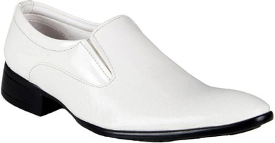 Vitoria Slip On For Men(White , 8)