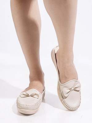TRYME Loafers For Women(White , 6)
