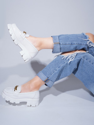 jm looks Loafers For Women(White , 6)