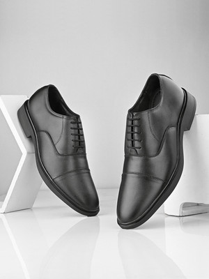 INVICTUS Oxford For Men(Black , 8)
