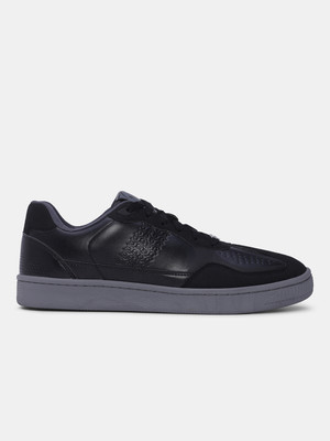 WROGN Casuals For Men(Black , 6)