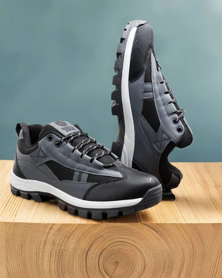 bacca bucci FOREST Low-Top Outdoors For Men(Grey , 8)