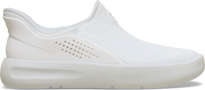 CROCS Locale Casuals For Women(White , 3)