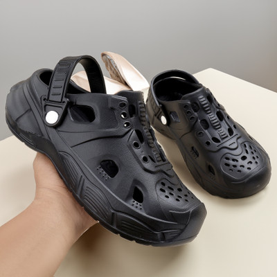 PM TRADERS Men Sandals(Black , 9)