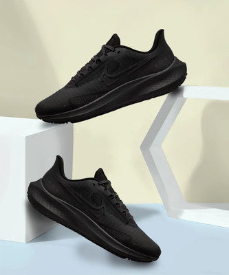 NIKE Pegasus 39 Shield Running Shoes For Women(Black , 6)