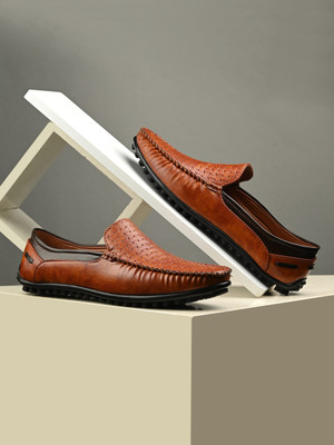 Server Casual Stylish PU Synthetic Leather Loafers For Men(Tan , 8)