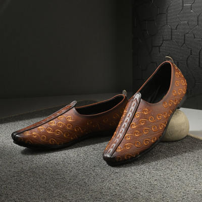 Vellinto Vellinto RIWAAJ Ethnics Jutti/Mojari/Naagra For Men Casuals For Men(Tan , 10)