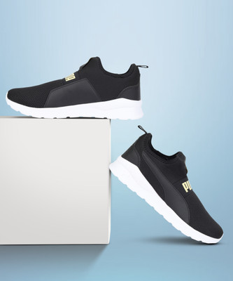PUMA Puma Zelt Slip On Sneakers For Men(Black , 10)