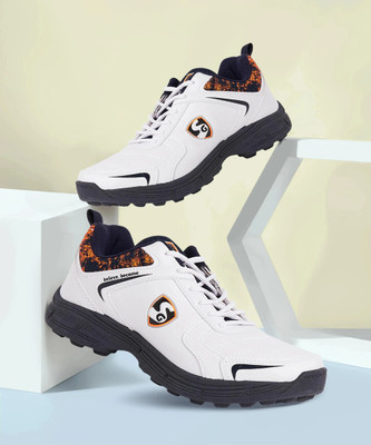 SG SAVAGE STUD Cricket Shoes For Mens White/Navy/Orange No 2 Cricket Shoes For Men(White , 2)