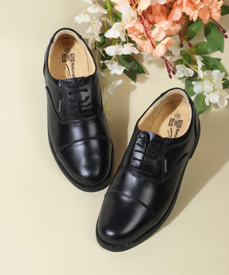 RED CHIEF RC0959L 001 Lace Up For Men(Black , 7 UK/India)