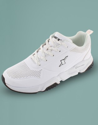 Sparx SM 661 Training & Gym Shoes For Men(White, Black)