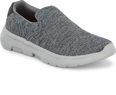 OFF LIMITS Walking Shoes For Men(Grey , 6)