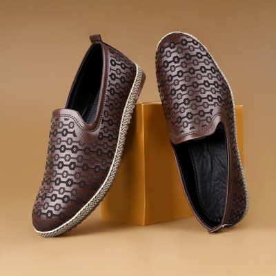 Shoes Icon MENS AND BOYS MOJARI JUTIS NAGRA LOAFERS PARTY WEAR SHOES Mojaris For Men(Brown , 9)