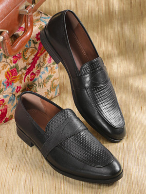 House of Pataudi House of Pataudi Men Black Textured Leather Handcrafted Formal Slip-Ons Loafers For Men(Black , 8)