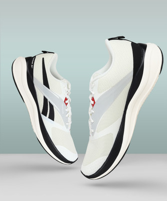 REEBOK RUNERGY RD RUSH M Running Shoes For Men(White , 7)