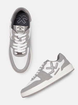 WROGN Sneakers For Men(White , 8)