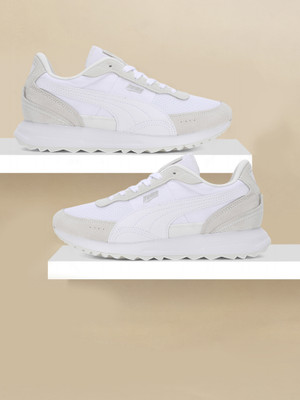 PUMA Road Rider SD Sneakers For Men(White , 11)
