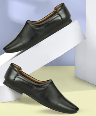 Mark Range Mark Range mojaries for men Mojaris For Men(Black , 10)