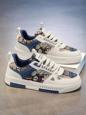 Echor ESWHTED Sneakers For Men(White , 6)