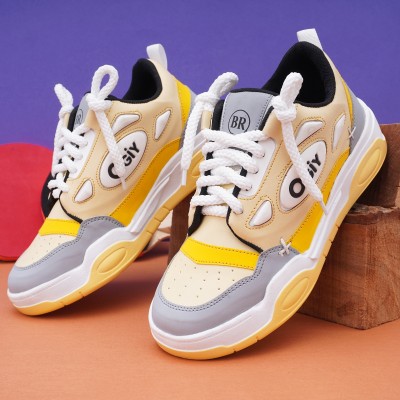BROOMI Premium/Trendy Sneakers For Men(Yellow, Grey)