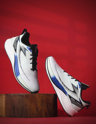 Abros STARHAWK Walking Shoes For Men(White , 8)