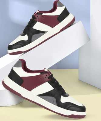 HRX by Hrithik Roshan Offbeat Classic Sneakers For Men(Maroon, White , 7)
