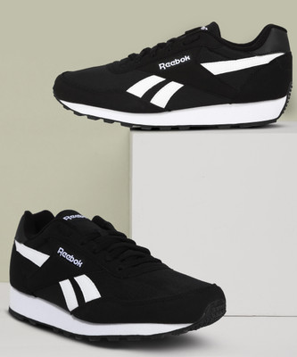 REEBOK CLASSICS REWIND RUN Running Shoes For Men(Black , 8)