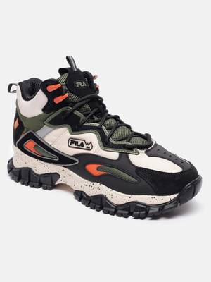 FILA Fila Mens RAY TRACER TR 2 MID Off White Sport shoes Hiking & Trekking Shoes For Men