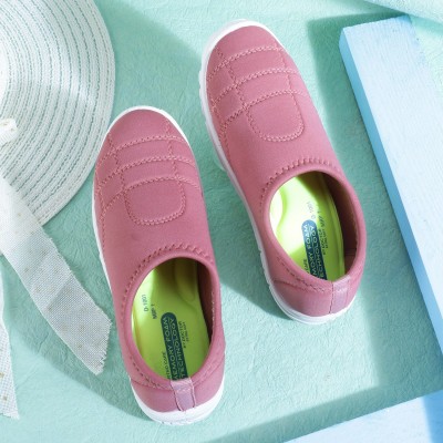 DOCTOR EXTRA SOFT Women's Memory Foam Shoes for Walking Running Gym Training Sports Slipon Sneaker Slip On Sneakers For Women(Pink)