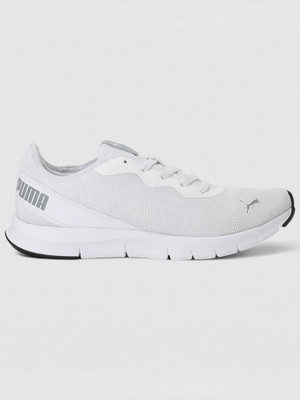 PUMA Hustle V2 IDP Sneakers For Men(White , 6)