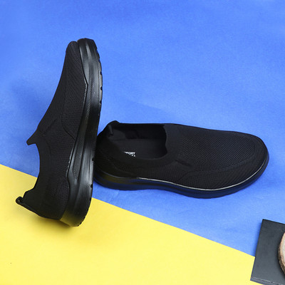 Aqualite Aqualite PLS-771 Men Casual Shoe for walking with Slip-Resistance & slip-on ware Casuals For Men(Black , 10)